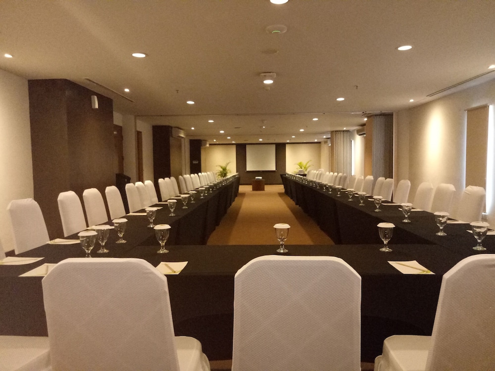 primebiz hotel kuta