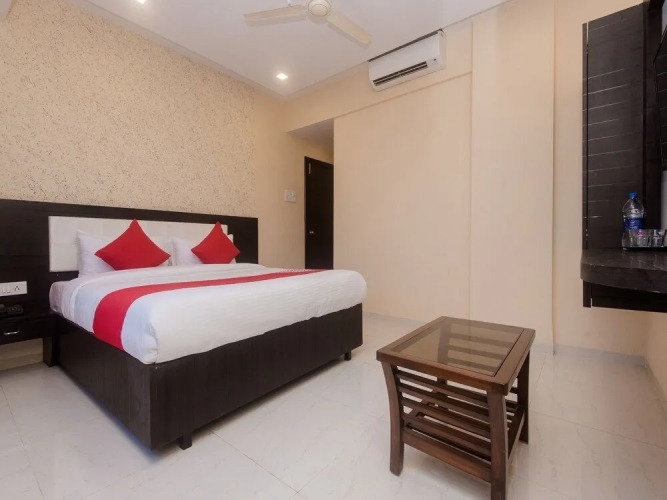 hotel arya residency rabale