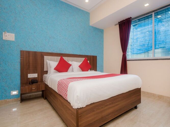 hotel arya residency rabale