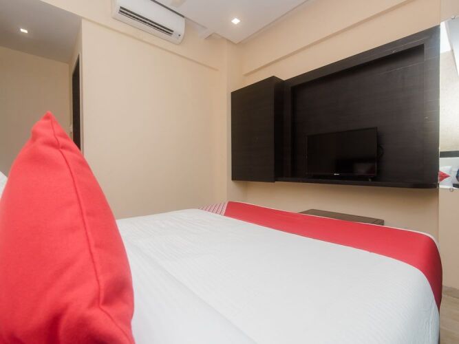 hotel arya residency rabale