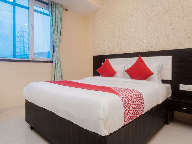 hotel arya residency rabale