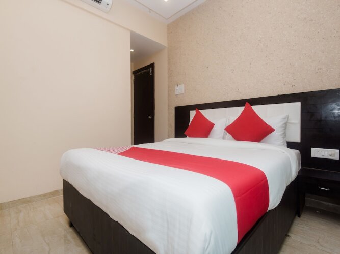 hotel arya residency rabale