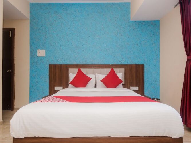 hotel arya residency rabale