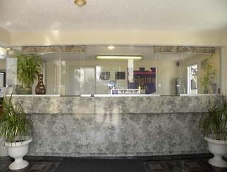 knights inn ontario
