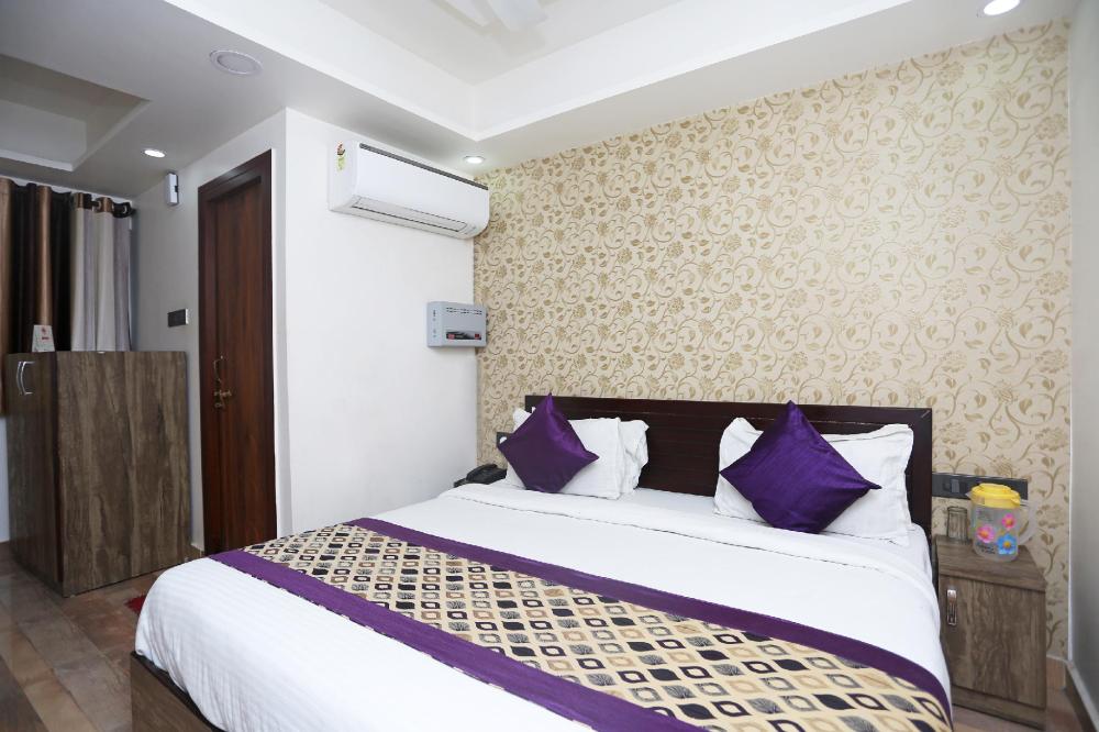 hotel rr palace gorakhpur