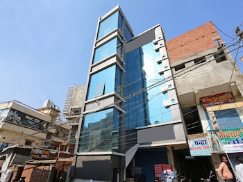 hotel rr palace gorakhpur