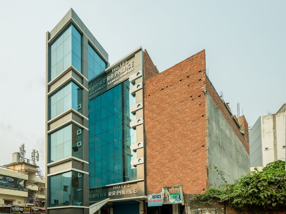 hotel rr palace gorakhpur