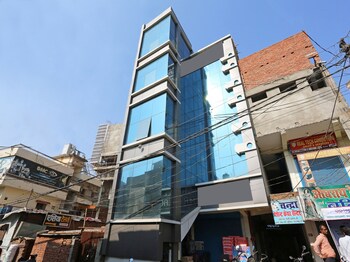 hotel rr palace gorakhpur