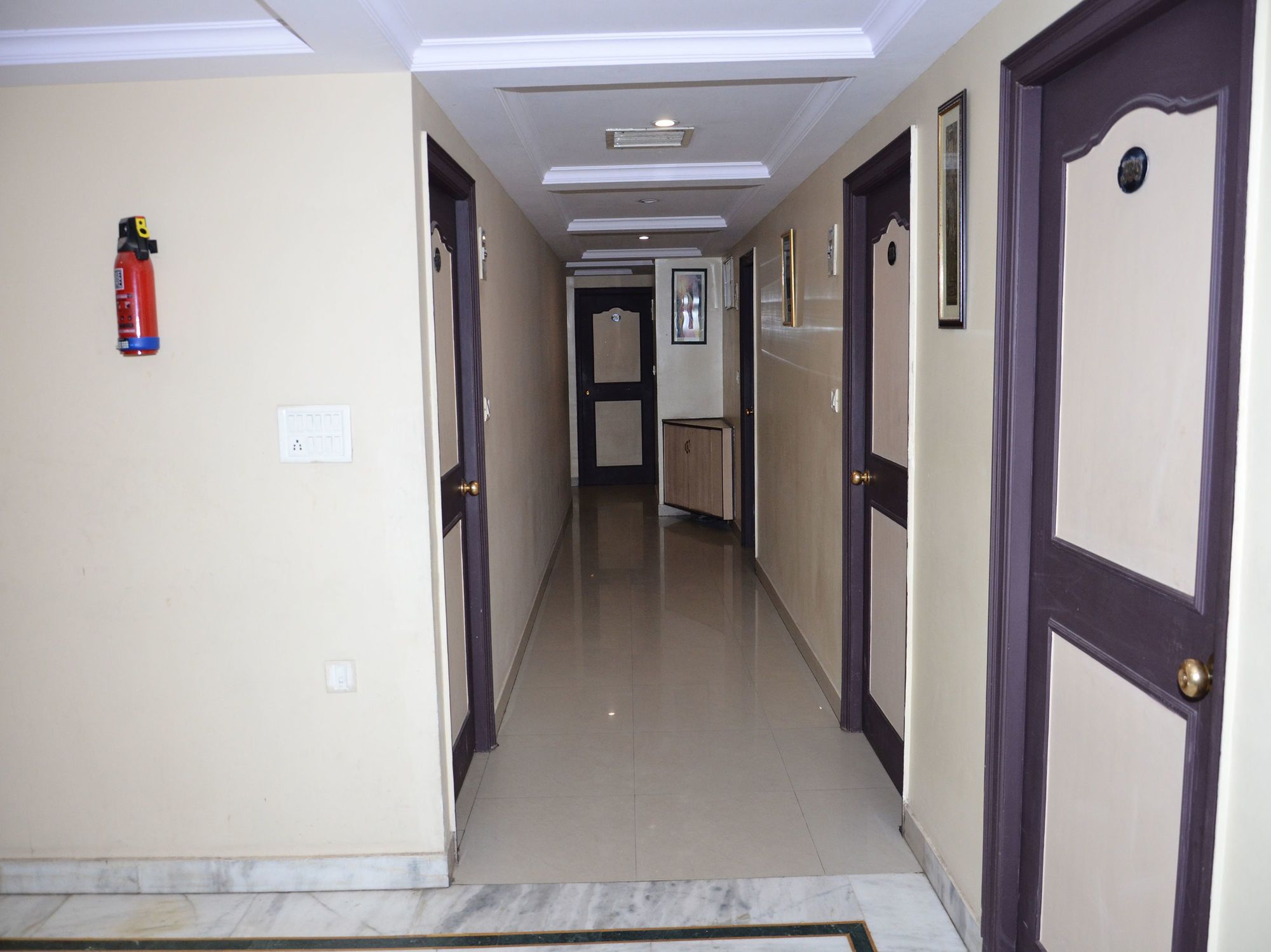 hotel rajlaxmi palace by oyo rooms