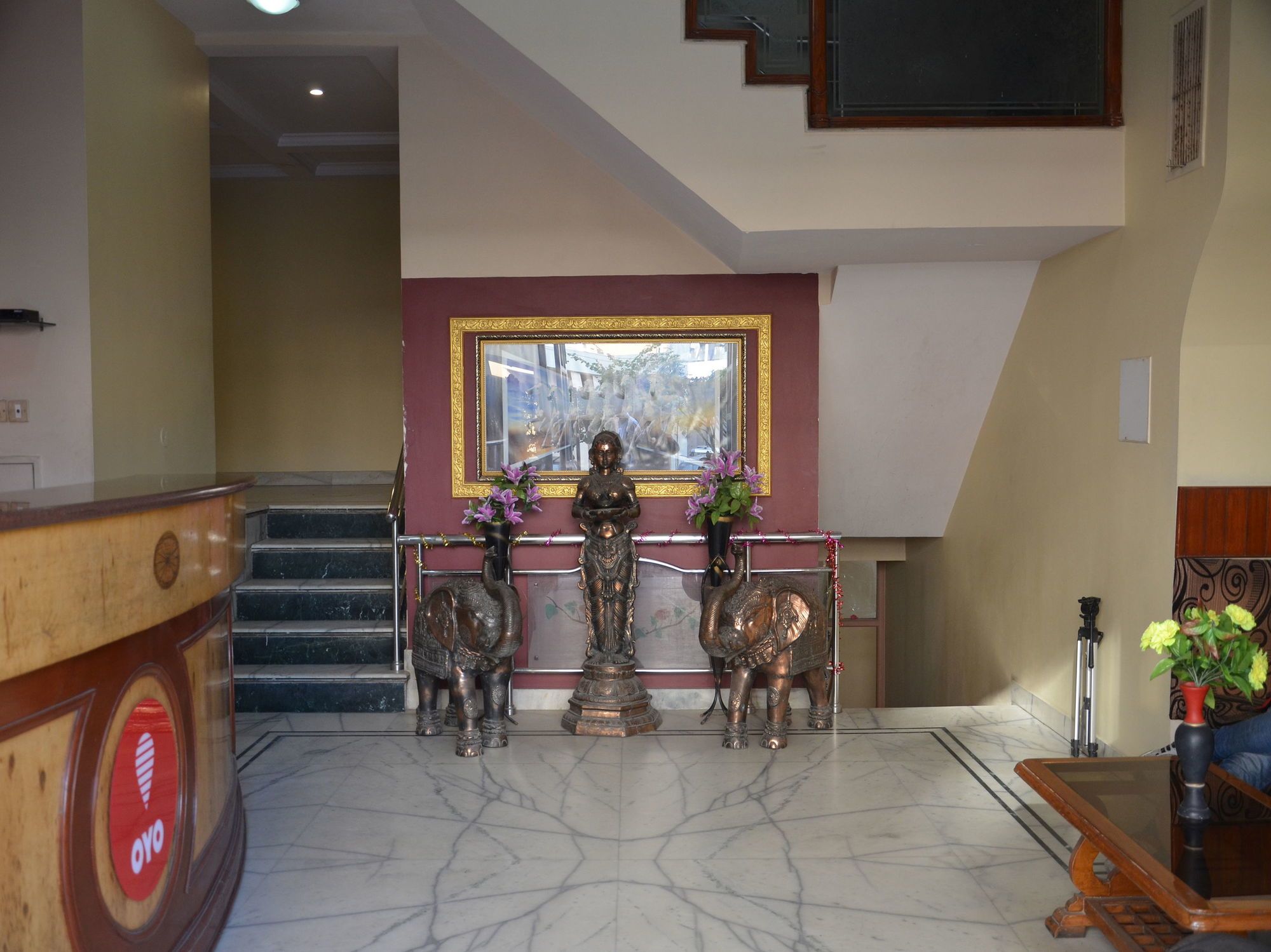 hotel rajlaxmi palace by oyo rooms