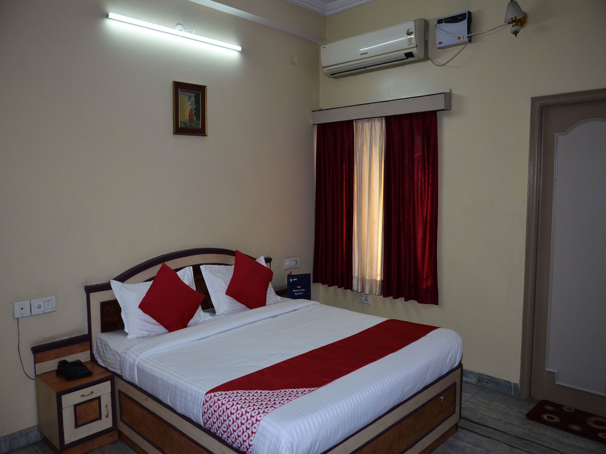 hotel rajlaxmi palace by oyo rooms