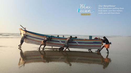blue ocean sands on the beach