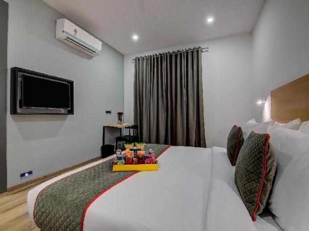 oyo townhouse 040 global village tech park