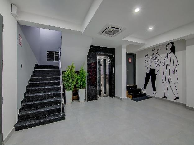 oyo townhouse 040 global village tech park