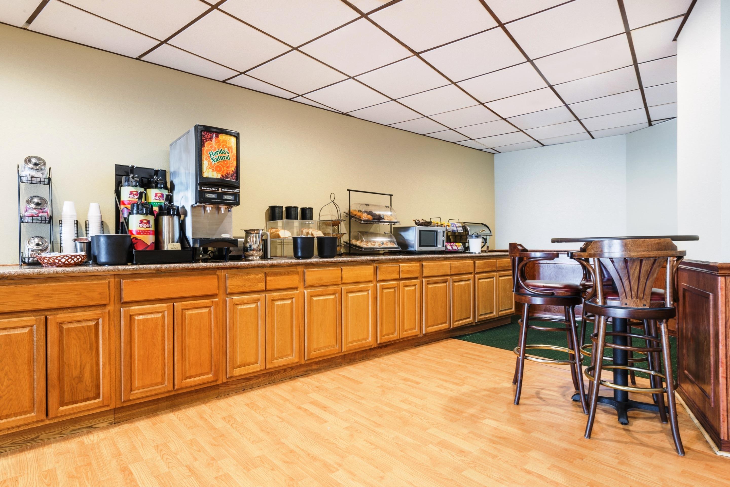holiday inn philadelphia arpt stadium area by ihg