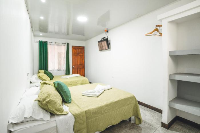 hotel hoja de oro corcovado