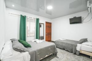 hotel hoja de oro corcovado