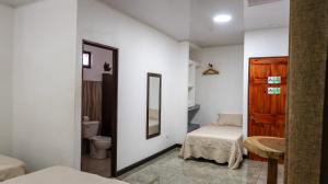 hotel hoja de oro corcovado