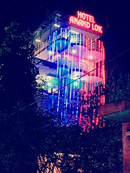 hotel anand lok