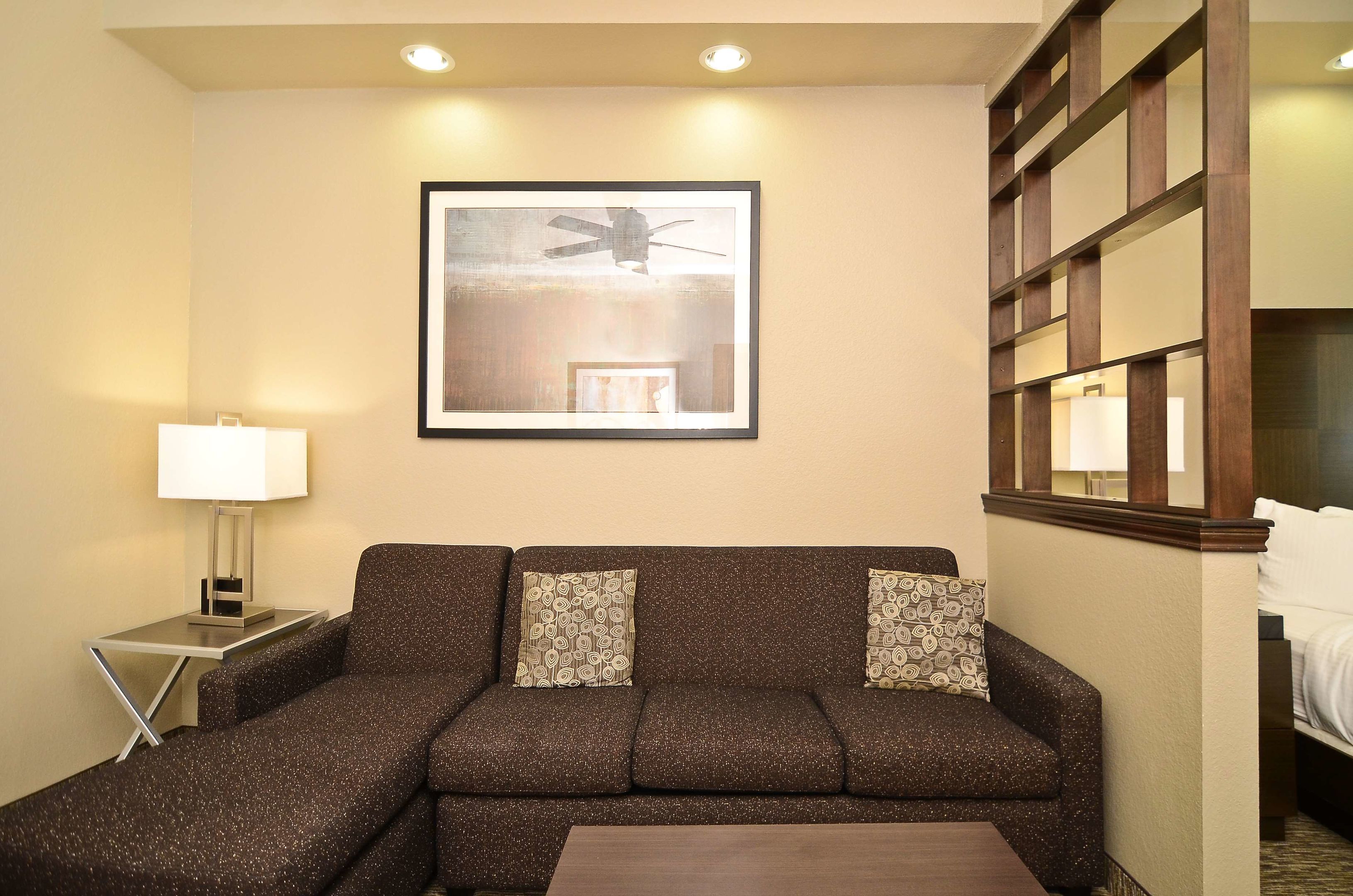 best western premier crown chase inn and suites