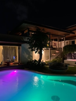 kiss villas bali