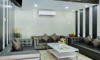 treebo trend good luck residency