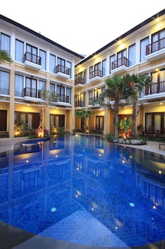 suris boutique hotel