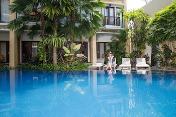 suris boutique hotel