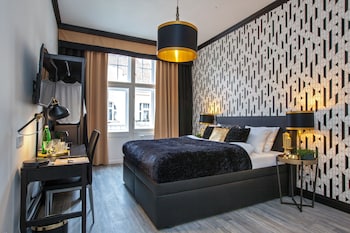 golden prague rooms