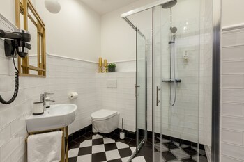 golden prague rooms