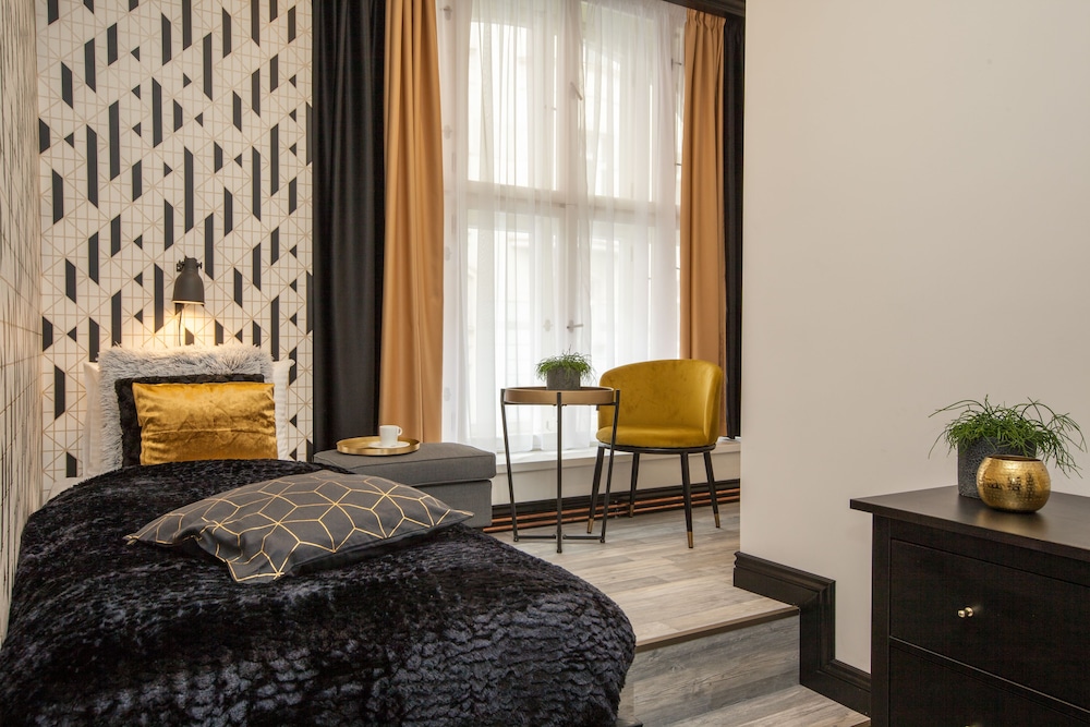 golden prague rooms