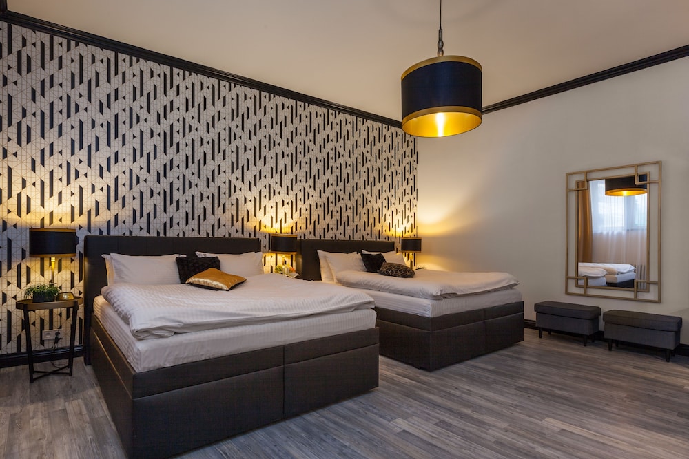 golden prague rooms