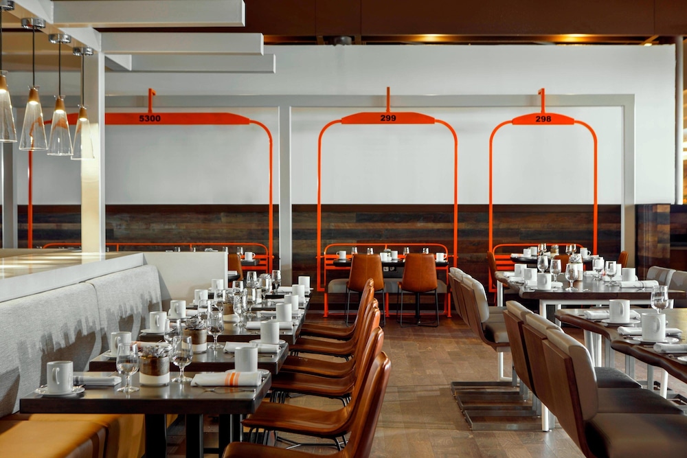 renaissance denver hotel and conference center