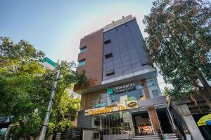 vihaari 24 business hotel