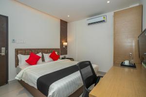 vihaari 24 business hotel