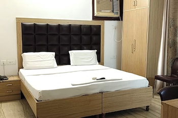 hotel starr residency