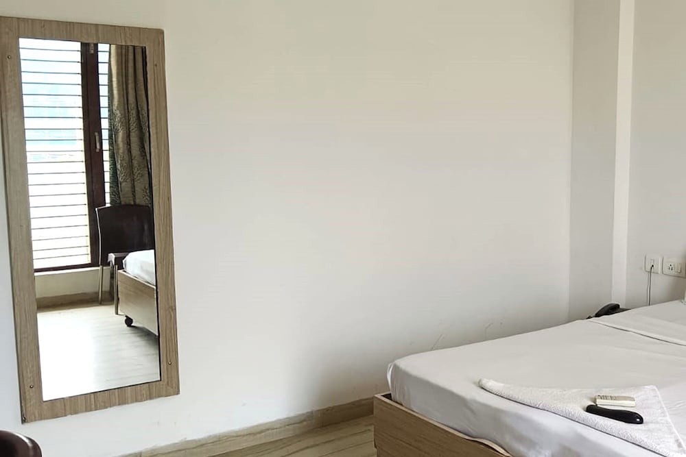 hotel starr residency