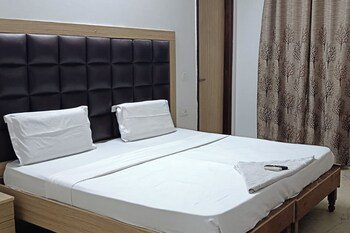 hotel starr residency