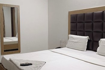 hotel starr residency