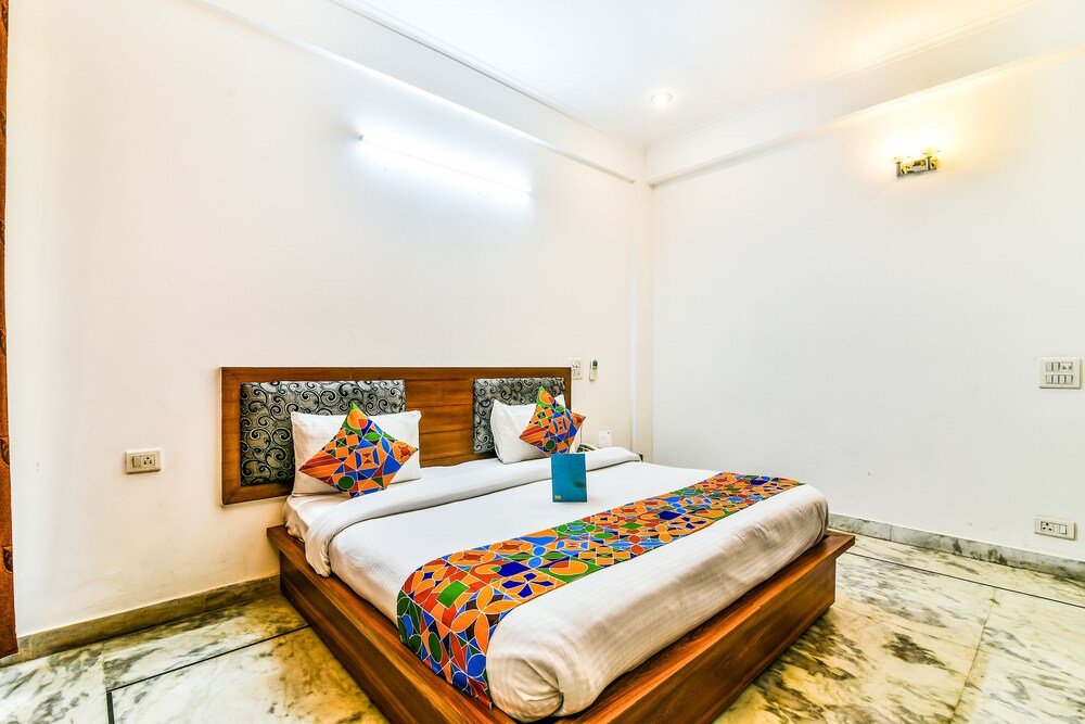 Hotel Starr Residency,Palam Vihar,3 star