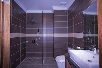 hm grand central hotel