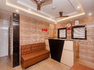 Hotel Indore,Near Chor Bazaar,3 star