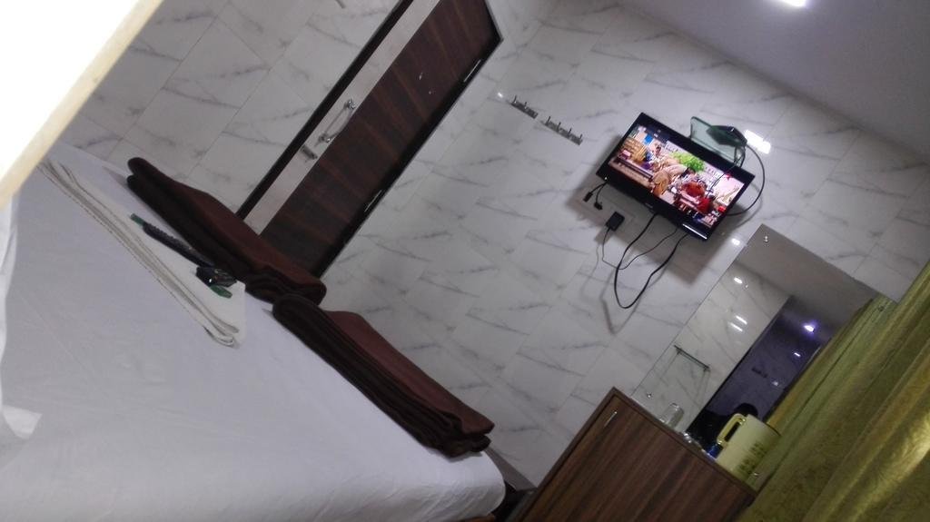 hotel indore