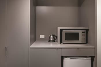 travelodge hotel melbourne docklands