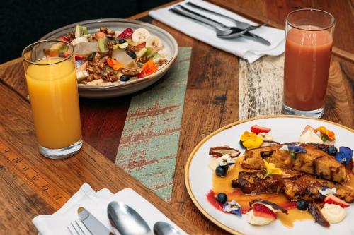 alto hotel on bourke