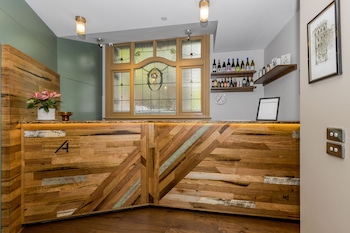 alto hotel on bourke