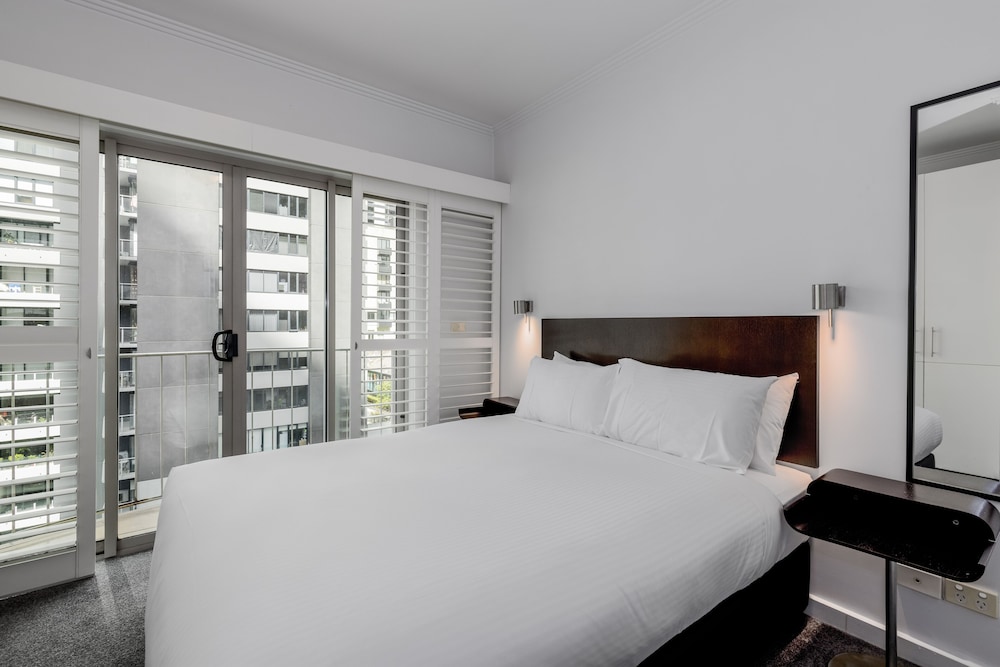 alto hotel on bourke