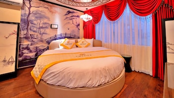 hanz friday city view hotel