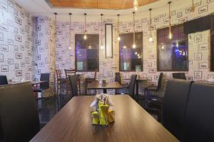 Eureka Hotel,Dubai>>Deira,2 star