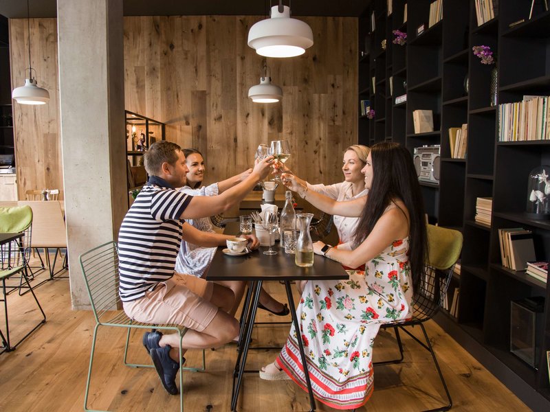 ibis tallinn center hotel